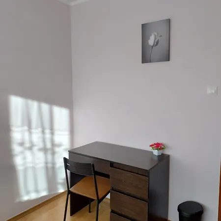 Szczecinska Hostel *