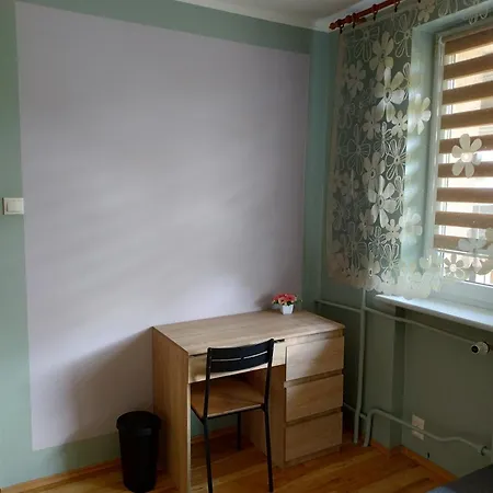 호스텔 Szczecinska