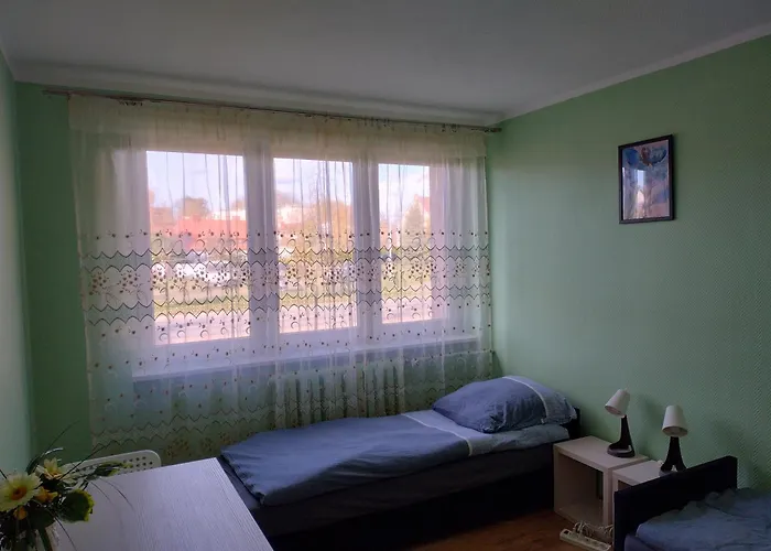 Szczecinska * Estetino